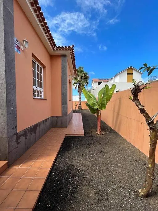 Chalet Piscina Privada Max 26º Jardin, Tranquilidad Caleta de Interián España